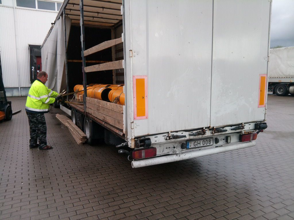 Перевозка бурильных труб из Швеции в Караганду Казахстан